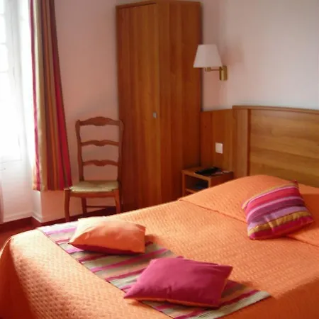 Hotell De France 3*